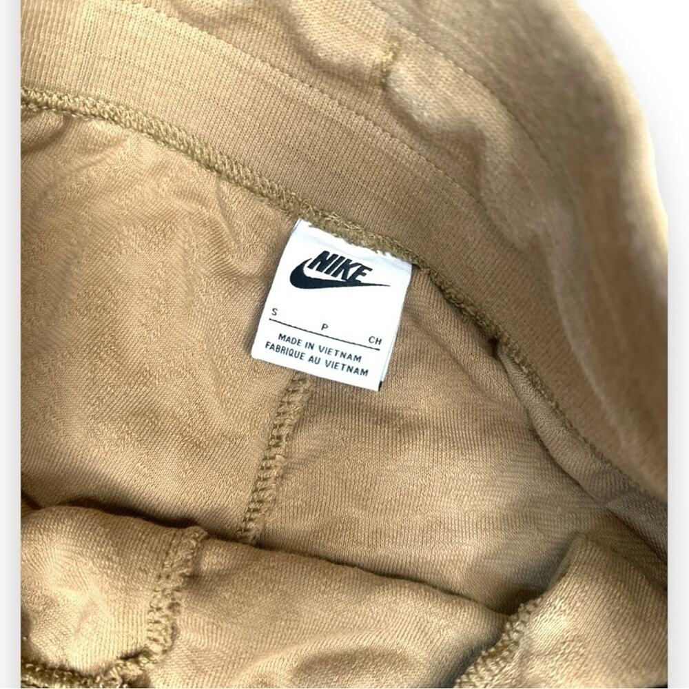 Nike Sportswear Phoenix Fleece Women's High-Waisted Joggers - Picture 3 of 12